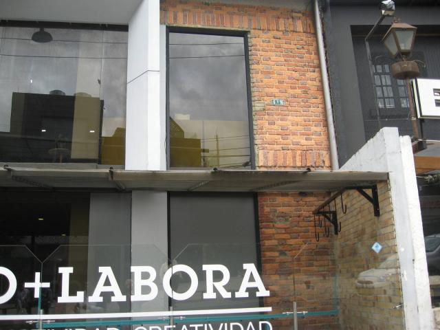 Punto Comercial para Venta en Bogotá - 4