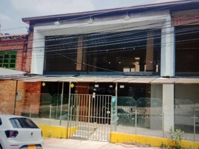 #40 - Punto Comercial para Venta en Bogotá - DC - 1